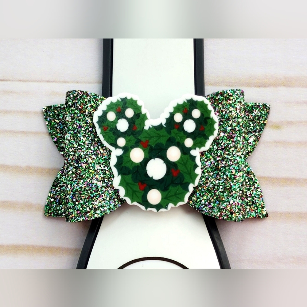 Mickey Wreath Magic Band Bow